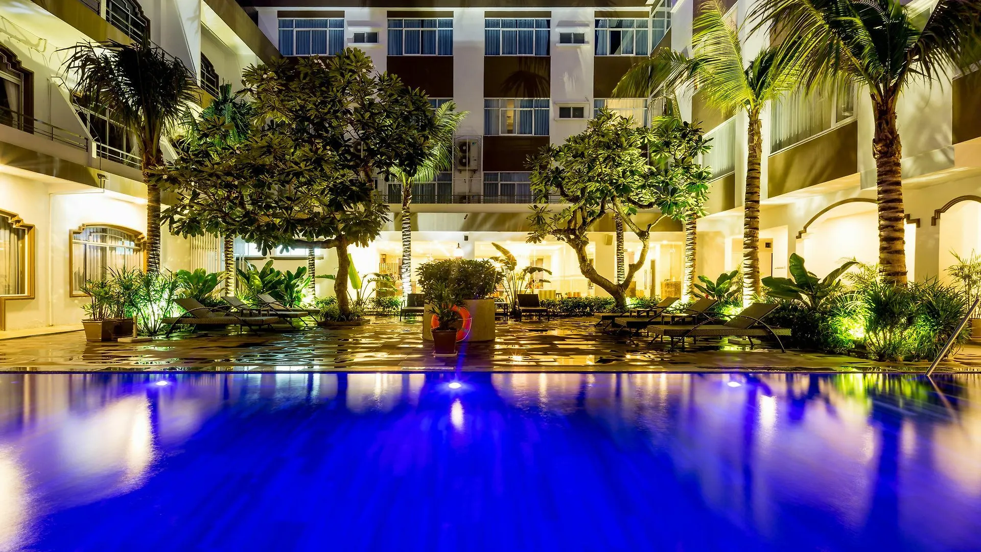 Grandvrio City Danang By Route Inn Group contacts